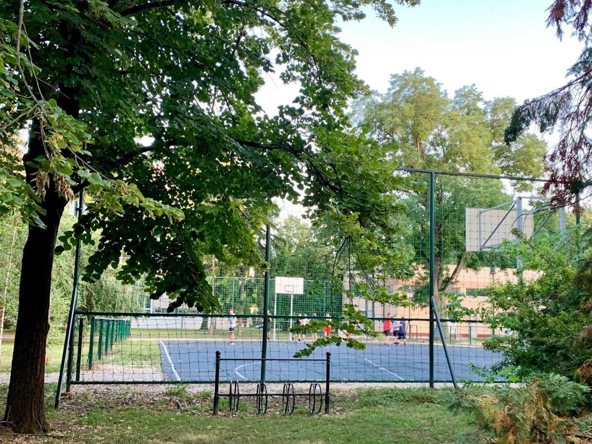 Anita Apartman Hajduszoboszlo Bagian luar foto