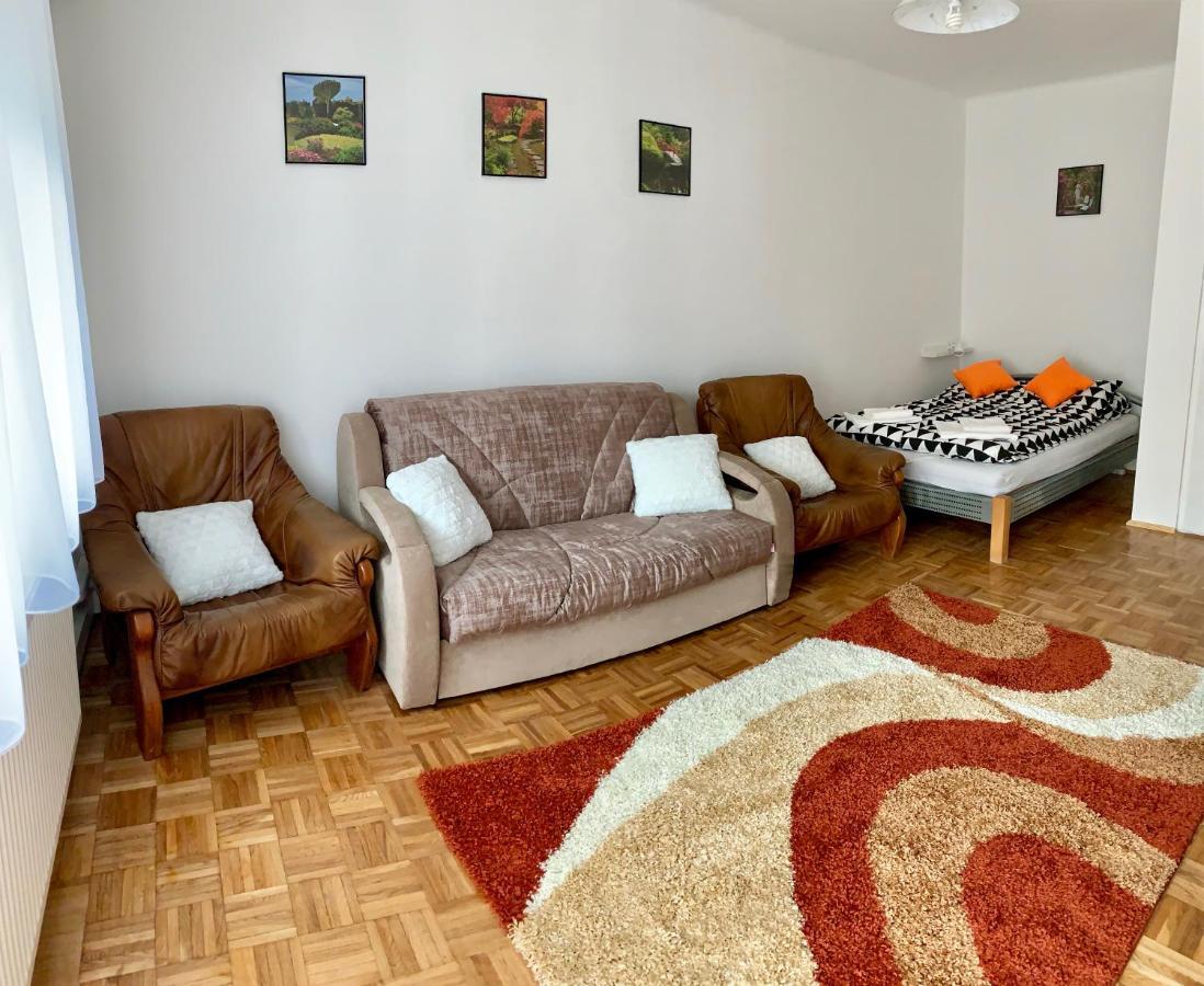 Anita Apartman Hajduszoboszlo Bagian luar foto